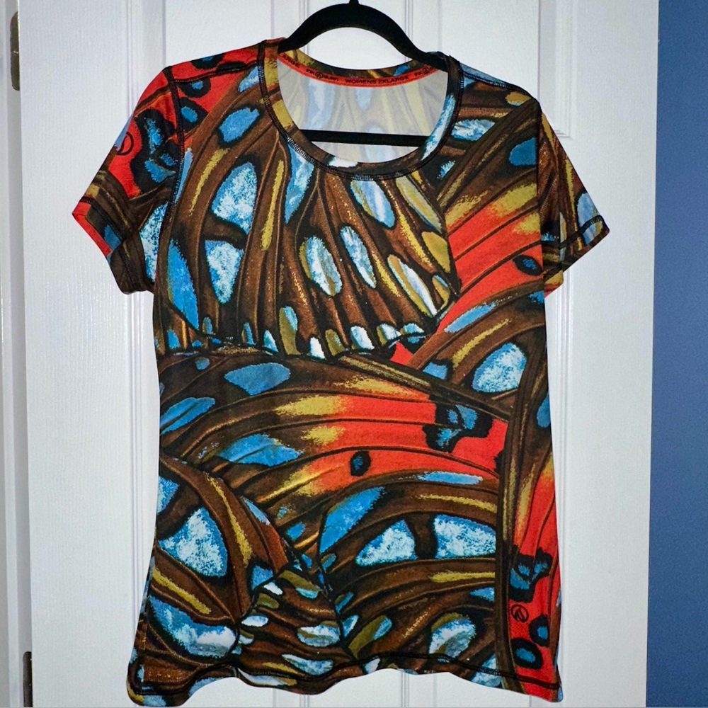 🔥InkNburn🔥 Women’s Size 2XL Running Shirt Butterfly